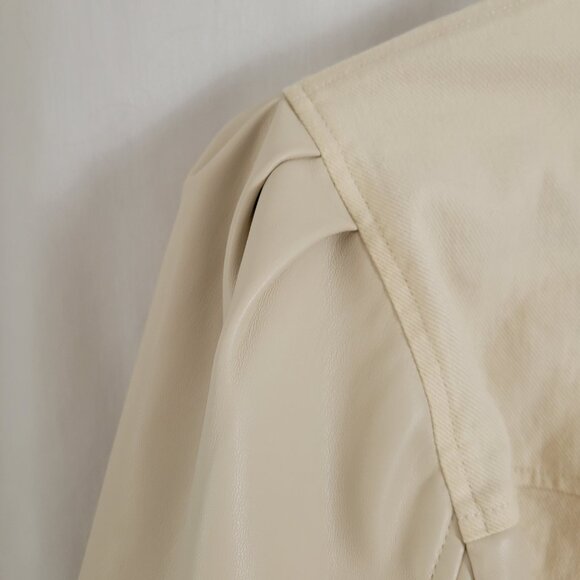 Bagatelle Ultra Soft Large Jacket Vegan Leather Button Front Beige pockets EUC - Picture 5 of 14